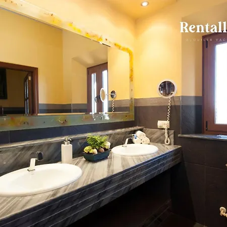 Corem By Rentallorca Country house